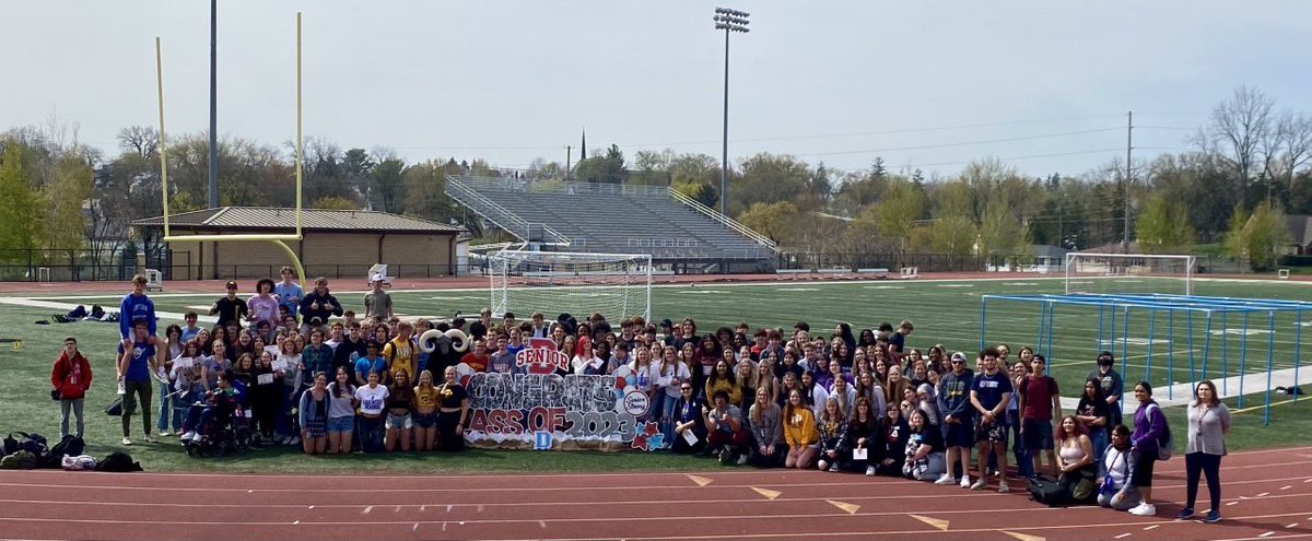 Class of 2023! What a great Decision Day Celebration today! @SeniorRamFam @BetterMakeRoom @IACollegeAid #DecisionDay 
For more photos, follow us on Insta @dshs_counselors