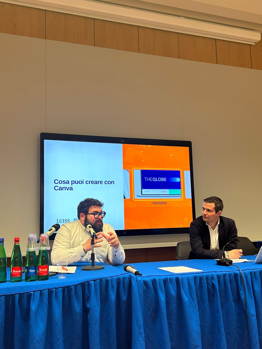 fdicos10's tweet photo. 👩🏼‍💻📱Terza giornata del modulo in Comunicazione pubblica digitale del Master @mics_luiss @LUISSSoG. Tanti argomenti: da YouTube a Canva, da Twitch a Hootsuite, da Instagram a Twitter, da ChatGPT e AI alla scrittura per le piattaforme digitali 

#pasocial https://t.co/3iuoi0V2Ww