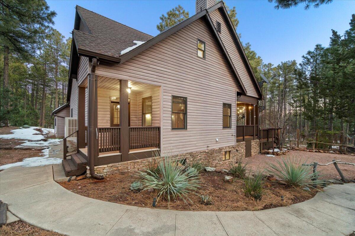 AzLuxurySearch's tweet photo. 349 N BROOK Lane, Payson, AZ
$1,600,000
https://t.co/wBaTJFecEk
#LuxuryHomes #LuxuryRealEstate #RealEstate #ExpensiveHomes #ArizonaLuxuryHomes #WeLoveLuxuryHomes #LuxuryRealEstate #LuxurySpecialist https://t.co/D89qX5dp2m
