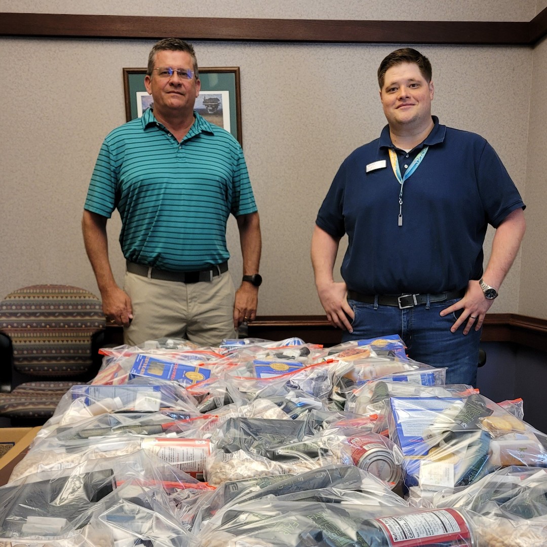 sptbglibraries's tweet image. Thank you to everyone who participated in the Bags of Hope campaign. Thank you to our library staff for dedicating their time to preparing the bags to be distributed to the organizations.

#scpl #bagsofhope #giving #thankful #hope #chesnee #cowpens #boilingsprings #landrum