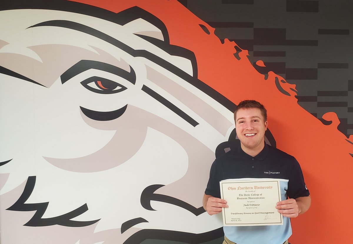 Jack DiMario was recently recognized as the top sports management major in the <a href="/onu_business/">ONU College of Business</a> senior class. Congrats on this impressive accomplishment. We can't wait to watch his success after graduation.  🐻‍❄️📚🏈