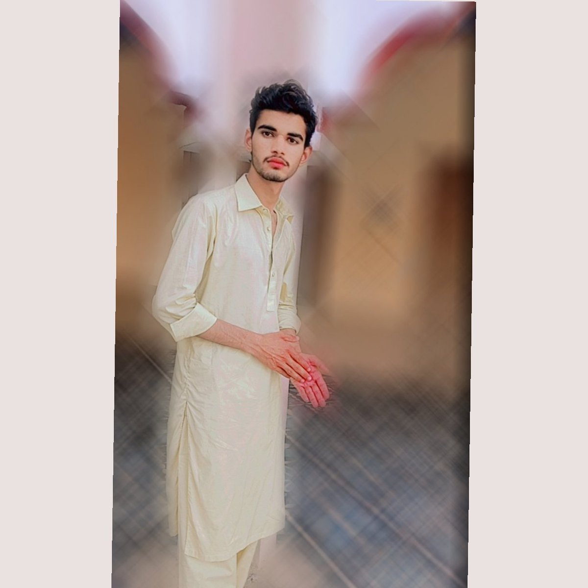 IamHaroonHashmi's tweet photo. My perfection does not make me happy my Being alive makes me happy..👈😎

#Twitter #Pakistan https://t.co/hu0tj9p38v