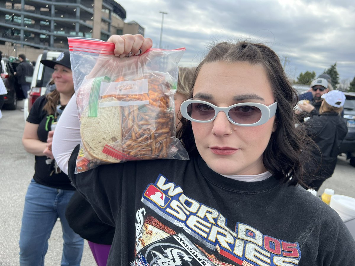 baseballgalal's tweet photo. Just a reminder for those of you blessing g-rate with your presence: you can bring in a gallon ziplock full of snacks and avoid giving Jerry any concession money https://t.co/hYMlwKvRCt