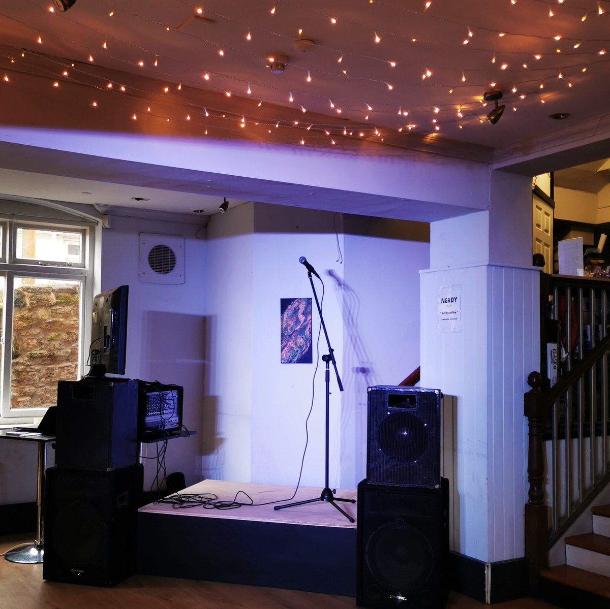 Fancy a fabulously fun sing song tonight? Head on down for Drag Karaoke starting at 7.30, brought to you by our larger than life host Agatha Fistie!
(drag optional)

#karaoke #drag #lgbtq #shrewsbury #Shropshire #coffeeshop #hobby #supportlocal #supportsmallbusiness