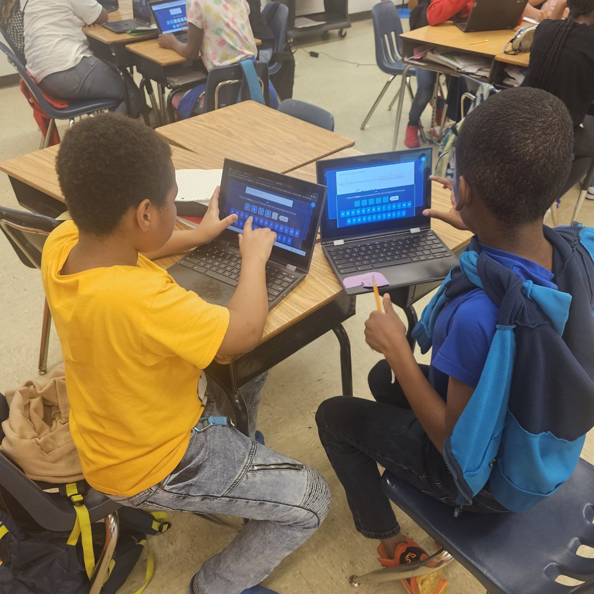 Smallblocktech's tweet image. I really enjoyed reviewing drawing conclusions, figurative language, and cause and effect with Mr. Harding&apos;s 5th grade class almost as much as they did.
 @breakoutEDU
@jennthomas75
@CradockES 
@ebracyPPS
@JolleyLa
@PortsVASchools 
#PPSshines 
#PPStrt
@GriffinRead4PPS