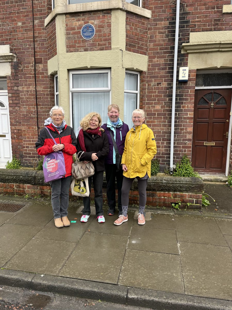 OldHeaton's tweet photo. It was a pleasure to show Laure who has translated @JckCmmn  ‘s ‘Kiddar’s Luck’ into French (‘Contre Mauvaise Fortune’)around the streets brought to life in the book. https://t.co/bTgUu7W2wJ