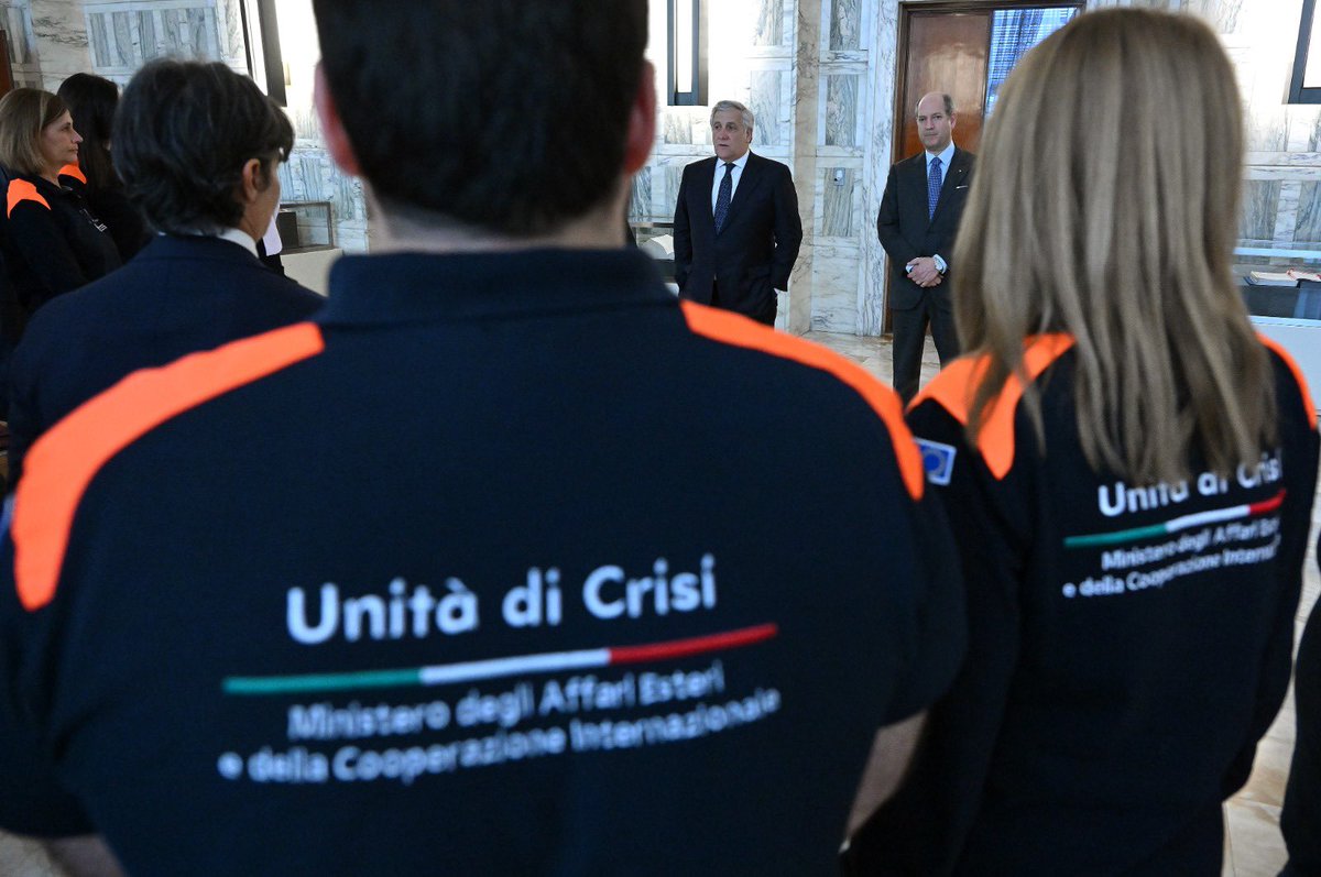 Ho voluto incontrare e ringraziare il personale dell’#UnitàdiCrisi per il determinante lavoro svolto durante la crisi in #Sudan e per l’evacuazione dei nostri connazionali. Siamo sempre in prima linea per assistere gli italiani nel mondo.