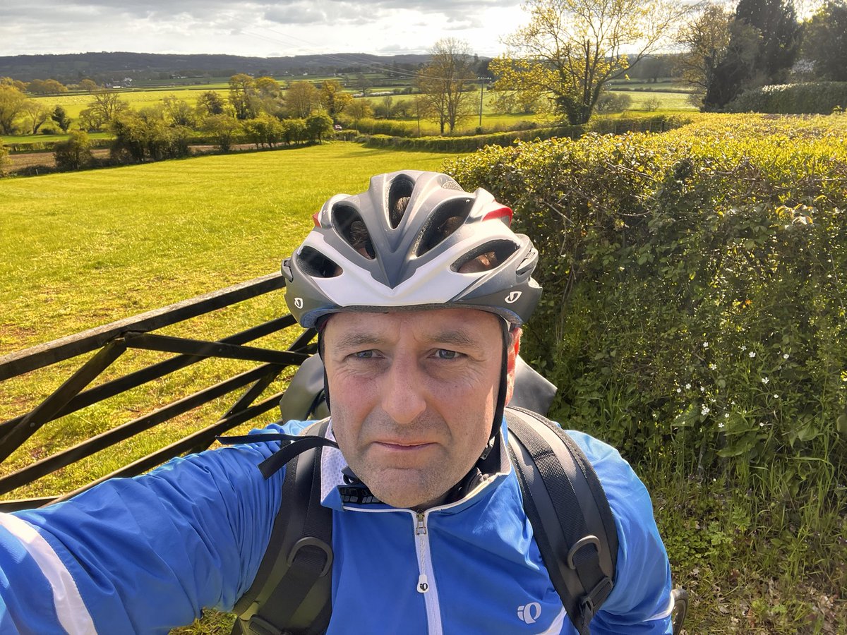 jakehannis's tweet photo. Inspired by @AnnabelLitchfi1 today was the first time I have cycled to the office and back and I ❤️ loved it! #ActiveTravel #getoutside https://t.co/7Dn3fSs0nn
