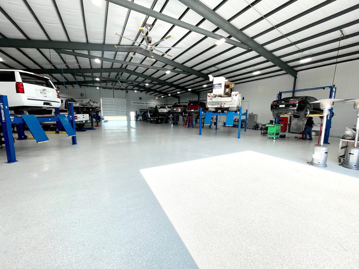 DCConceptsDFW's tweet photo. The Flooring System That Works As Hard As You Do‼️

#DistinctiveConcreteConcepts #Epoxy #Residential #Commercial #Automotive #Safety #Business #Construction #Buildings #Facility #Shops #Cars #Concrete #ManCaves #EpoxyFlooring #Garages #Coatings #Flooring #Custom #Renovation https://t.co/0H6vQYnqx1