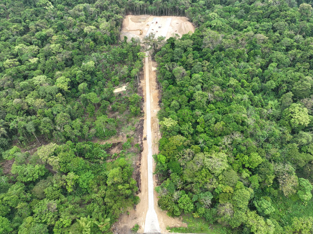 TouchstoneExp's tweet photo. The Cas-C site has progressed since #TXP last posted on April 13th.  The access road is now complete, and the only remaining work is the concrete pad, which is approximately 70% complete.  Once the pad is complete, we will begin to move Star Valley Rig 205 to the site. https://t.co/u8WtMQn2Ks