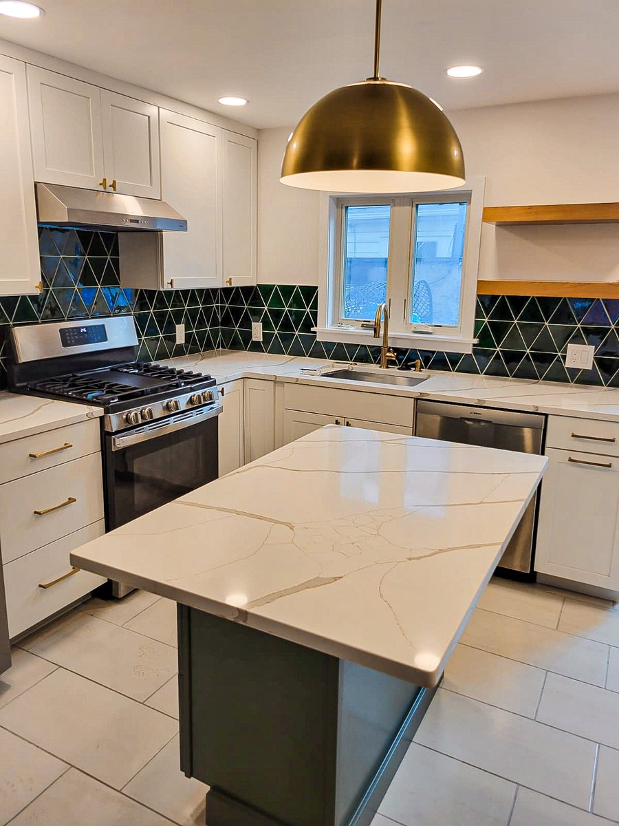 Our talented designer, Devin, recently created these two stunning kitchens for clients in Queen Village that we can't stop raving about!

#kitchendesign #remodel #dRemodeling #Philadelphia #QueenVillage #Waypoint #DuraSupreme #designer #white #brown #cabinets #Cabinetry