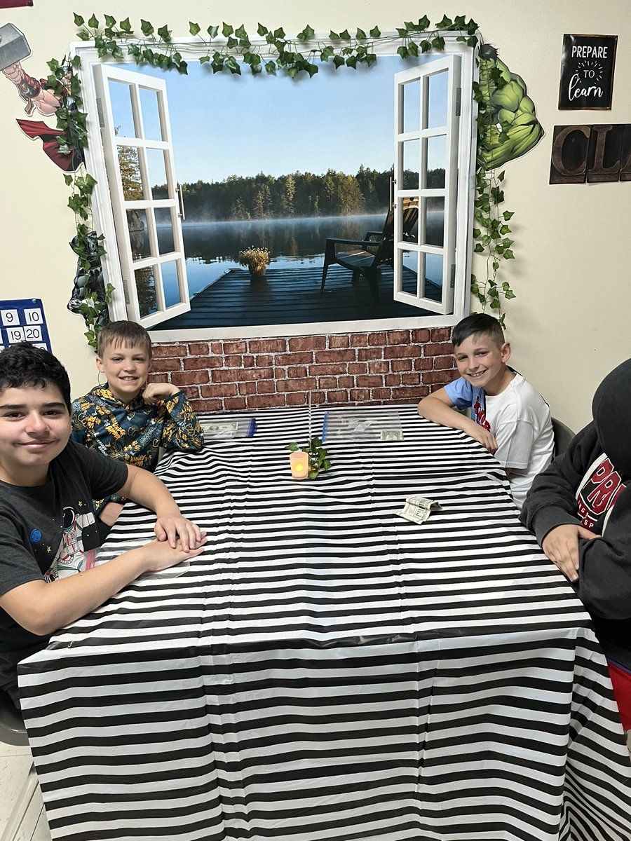 ImmermanInKings's tweet photo. Our kids had the BEST time at the KME Cafe in Mr. K’s class! Our rating is a ONE MILLION out of ten! 🤩 @KMEKnights @Kings_Schools https://t.co/f1oVhzQ06M