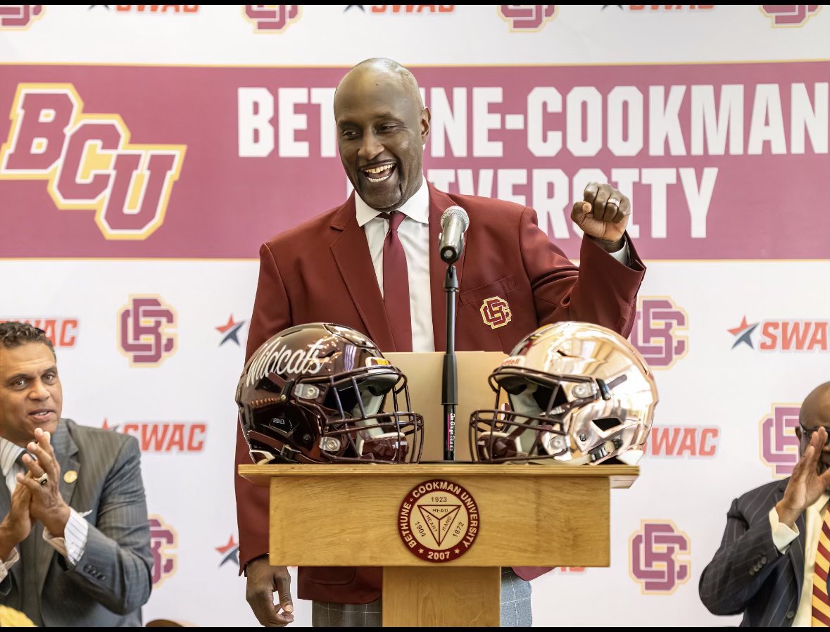 SebGraham24's tweet photo. Blessed to receive an offer from @BCUgridiron @coachWoodie @coachdj_wra @laquentintaylor https://t.co/gMrfXLVI8Z