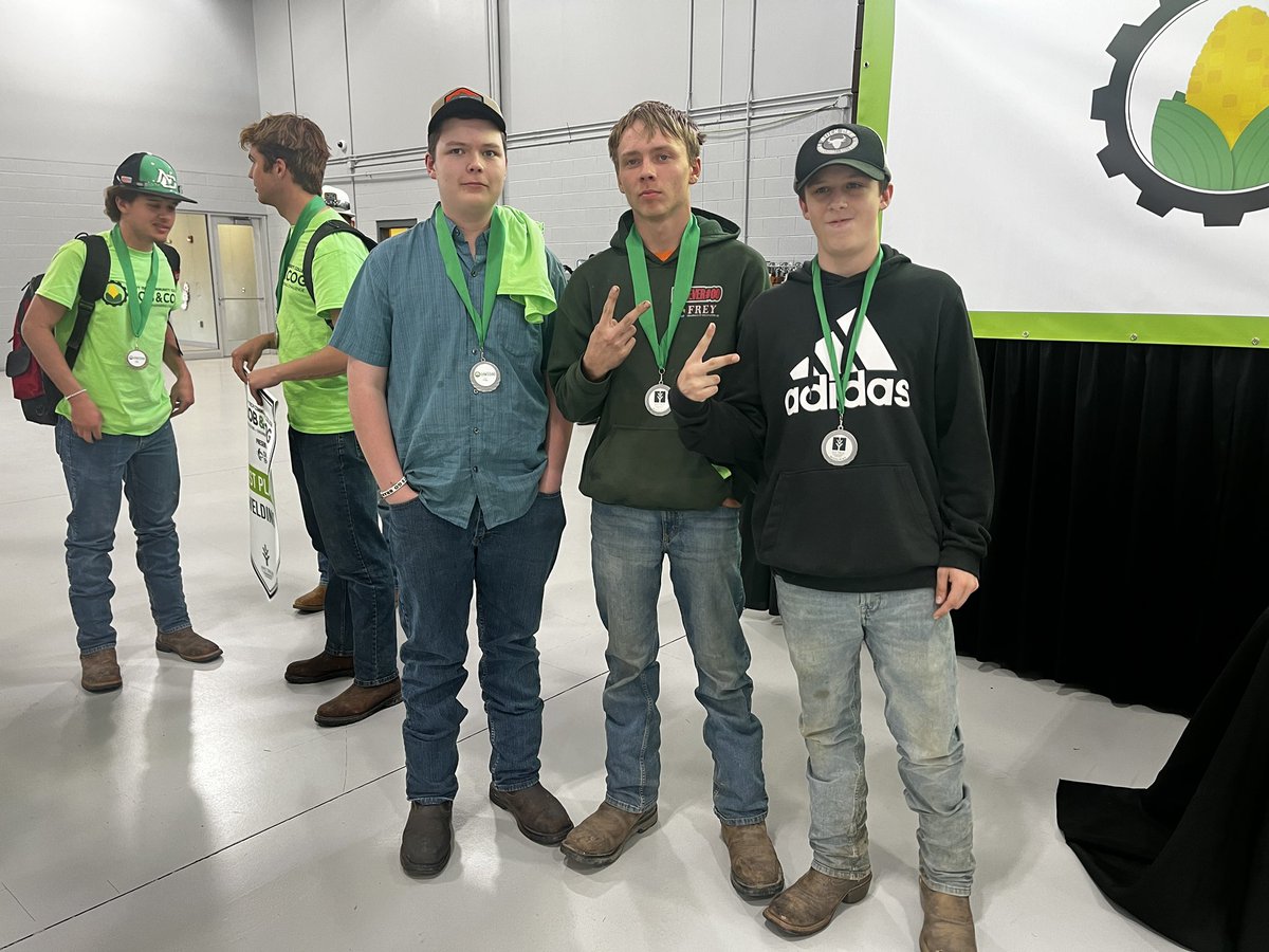 aggeek1's tweet image. Had a great day at the COB/COG Challenge!  #cobcogchallenge #ivytech
