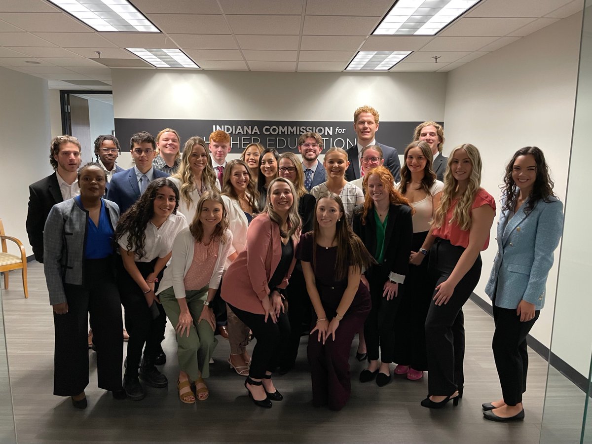 HigherEdIN's tweet photo. Over the past few months, we have been collaborating with @USIedu  to work with an upper-level marketing class. Yesterday, the students visited our office and presented their campaigns to a panel of judges!

Huge thanks to the USI students for working on this special project! https://t.co/Q8cVfJ1EWo