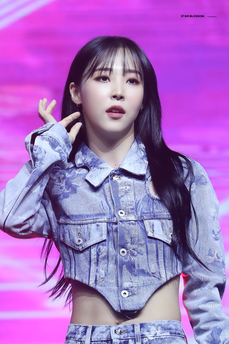 230428 HQ

💕

#마마무 #문별 #MAMAMOO #MOONBYUL