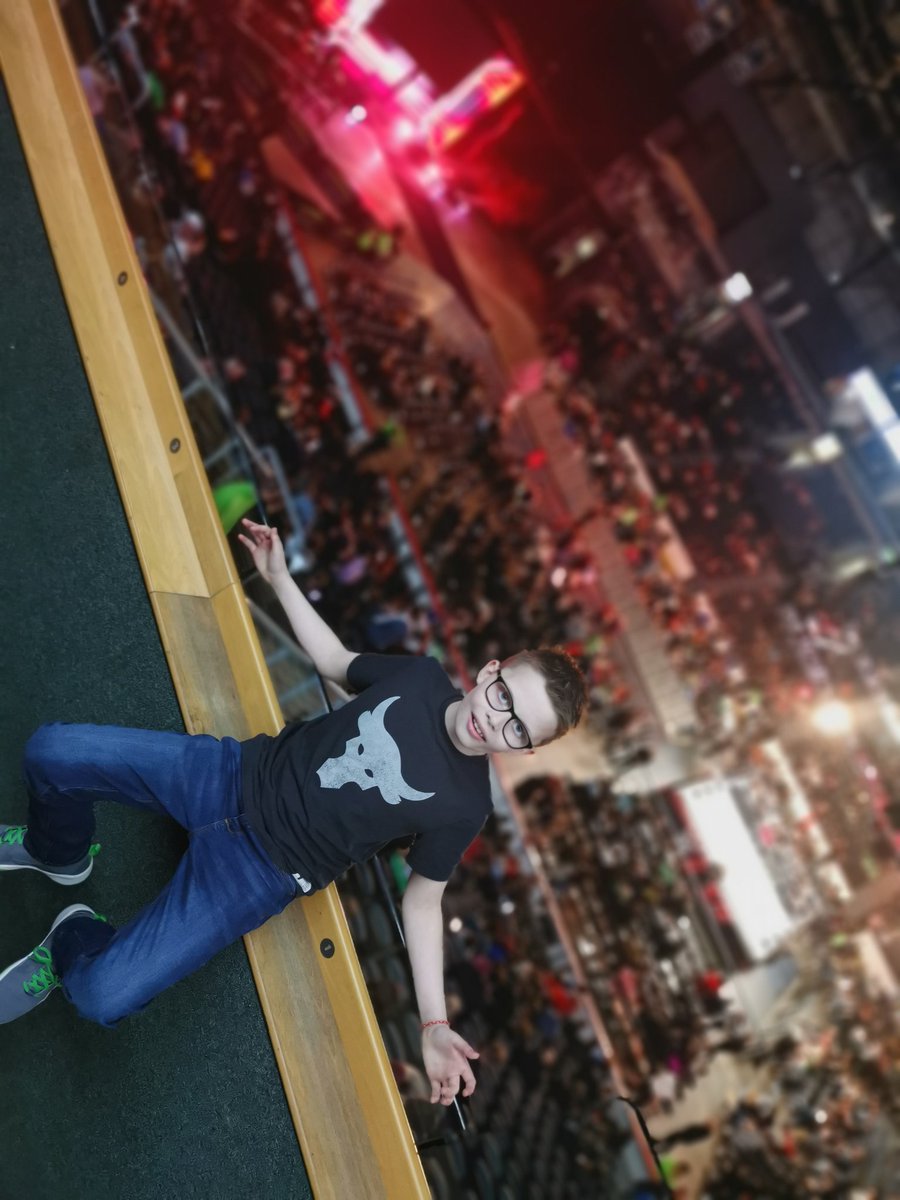 pokane726's tweet photo. #WWEBelfast https://t.co/ixtbMzTc86