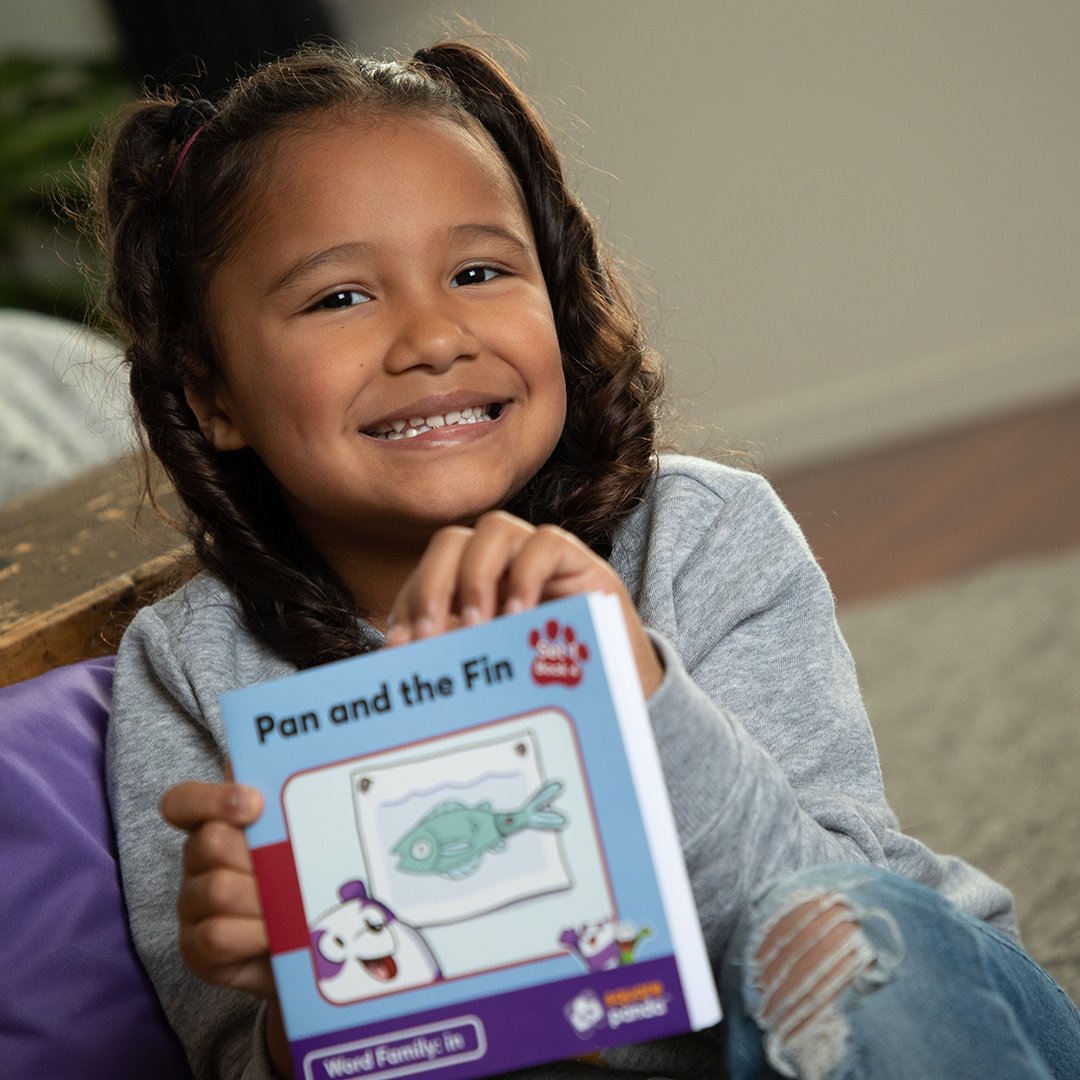 🐼 SquareTales stories bridge the gap between sounding out individual letters and blending them into words with patent-pending SwipePhonics™ technology.