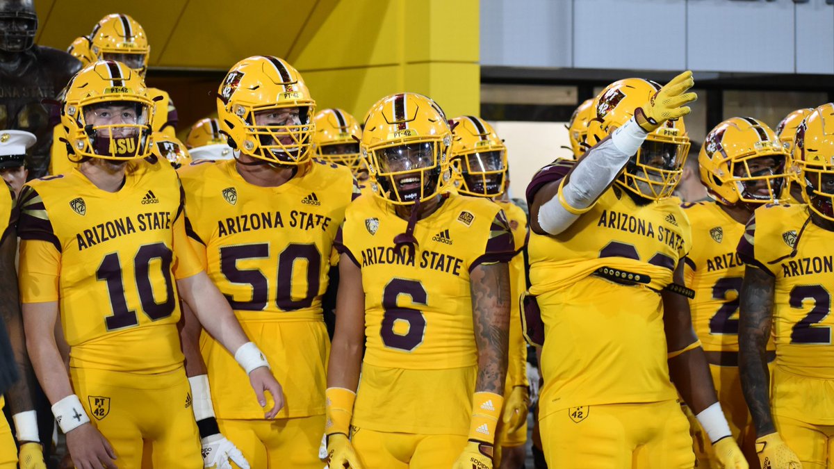 MillikanHSFB's tweet photo. Congrats to Long Beach Millikan 2024 CB Loyall Mouzon @LoyallMouzon on his scholarship offer to Arizona State University @ASUFootball #WinTheDay https://t.co/liVNcIUTzR