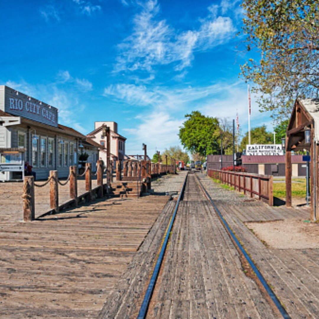 Did you know? 

Sacramento was the western endpoint for the Transcontinental Railroad, and the first tracks were laid in Old Sac. 🚂

#sacramentohistory #visitsacramento #sacramentofact #sacramentotrivia
