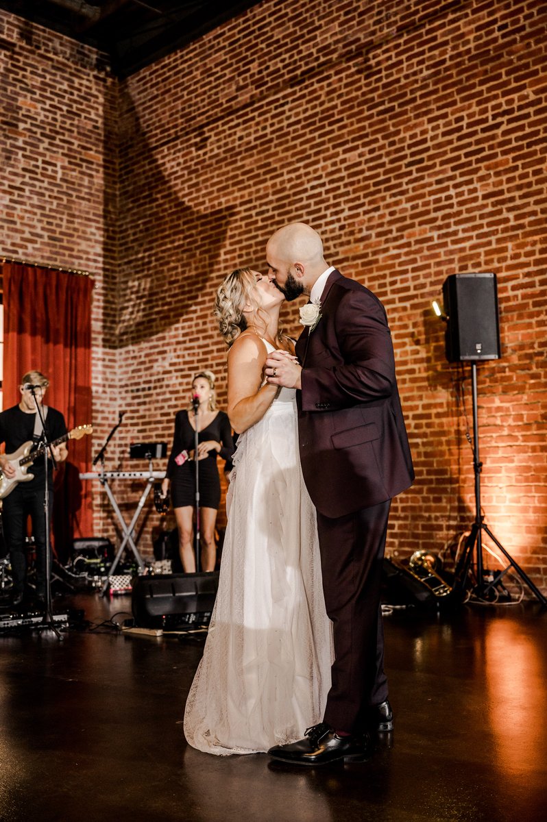 UMPHFrederick's tweet photo. Today is #KissYourMateDay and we just love this first dance kiss between K &amp; C!
📸: Amanda Summers
.
#UnionMillsPublicHouse #UMPH #DowntownFrederick #CarrollCreek #FrederickMaryland #HistoricFrederick #UnionMills #Wedding #FirstDance https://t.co/brXP731wRo