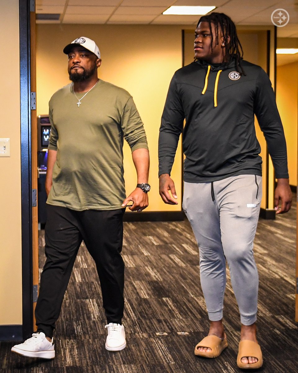 steelers's tweet photo. Welcome home, @millionairemov3! https://t.co/2LjB7hc38F