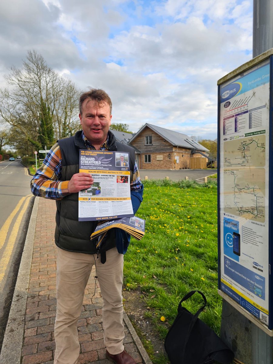 A lovely evening to go a-leafleting in #Penshurst, #Fordcombe and #Chiddingstone!