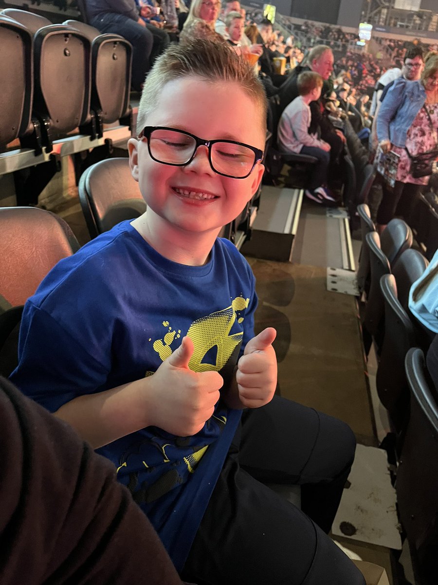 taito0707's tweet photo. #WWEBelfast https://t.co/eAldNi5tc2