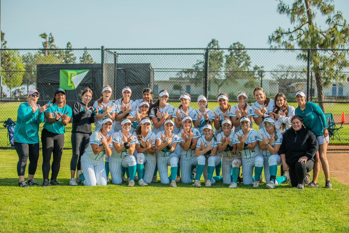 Aliso Niguel High School Softball tweet media