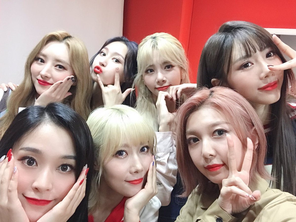 NlGHTMAREOFF's tweet photo. ㅤ ֺ  ׅ⠀⠀ ︎𝔫𝔦𝔤𝔥𝔱 ︎ ︎ ─ ︎ ︎ 𝖒𝖆𝖗𝖊 ⠀⠀⠀ ☪︎ ⠀⠀⠀ 〔  ɘ͠vent  〕 ...  𝐮pdαte   𖤍     #𝟸𝟶𝟶𝚍aчs·ω·ɢıɢı

Como fans privilegiadas que somos celebramos este día con nuestra #ℳ𔘓rɢıʼ𝚜ᗢ𝕔a𝑙𝑙 que definitivamente durará todo el día. Te amamos reina. https://t.co/Iq7zTyiXkw
