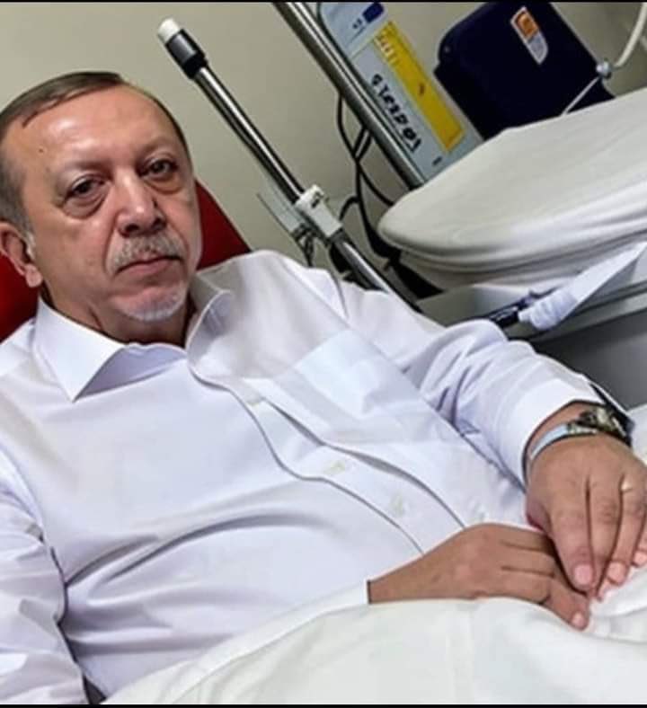 MstSelanik's tweet photo. R.T.Erdoğan diye paylaşılan bu fotoğraflar kesinlikle Erdoğan değil, sadece çok benzeyen farklı biridir…. https://t.co/Sj1GNMhHTn