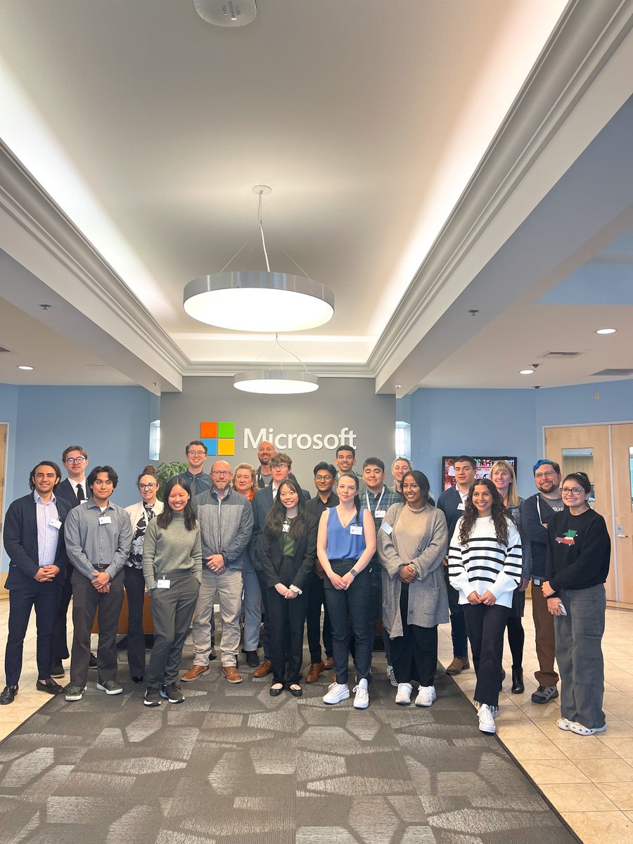 The College of Business tweet media