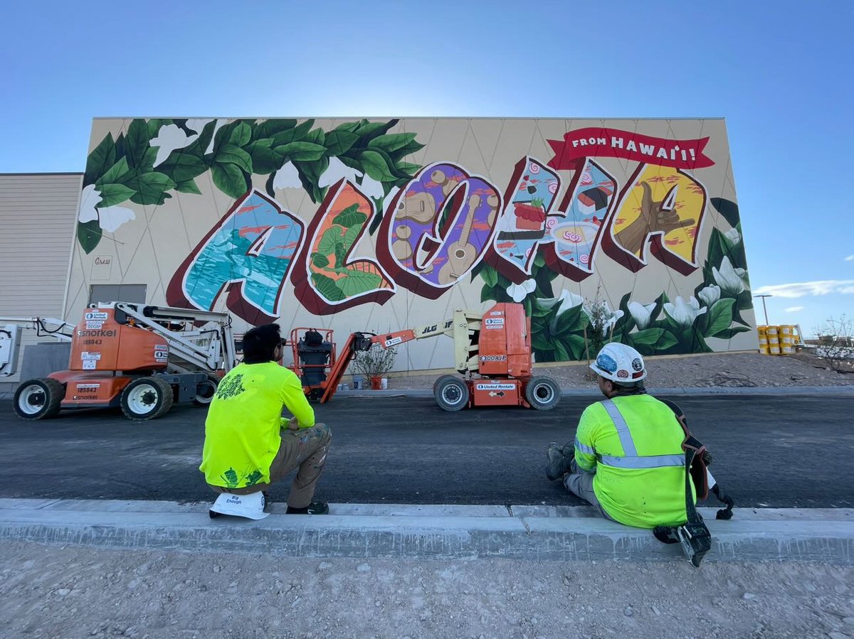 Zippys's tweet photo. Sending loose shakas and CHOKE ALOHA from the 702! 🤙🎰

You've asked and we get answers: YES, we steh coming to Vegas, but try wait litto bit longer, k? Da mural is pau but we still get choke stuff fo' do. 

Visit https://t.co/jjH0Ie6HQh for updates and more info. https://t.co/ezWwhE3JOK