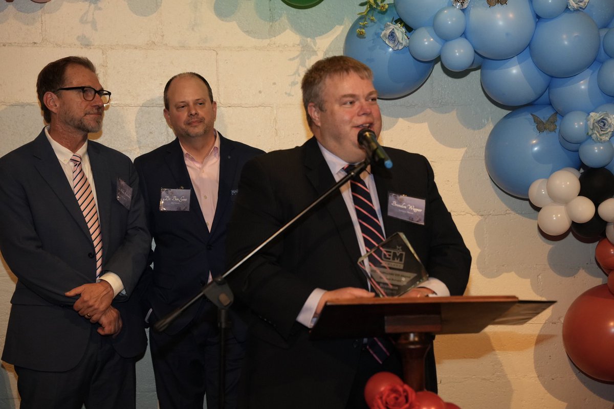 EM_Awards's tweet photo. The 2023 Rothschild EM Alumni Service Award goes to Brendon Wagner!🥂Brendon is the general manager of Oak View Group at the Waterloo Convention Center.

This award is for outstanding service to the EM Program, society, and/or the entertainment industry. Congrats, Brendon!💐 https://t.co/X8l7PyRAEH