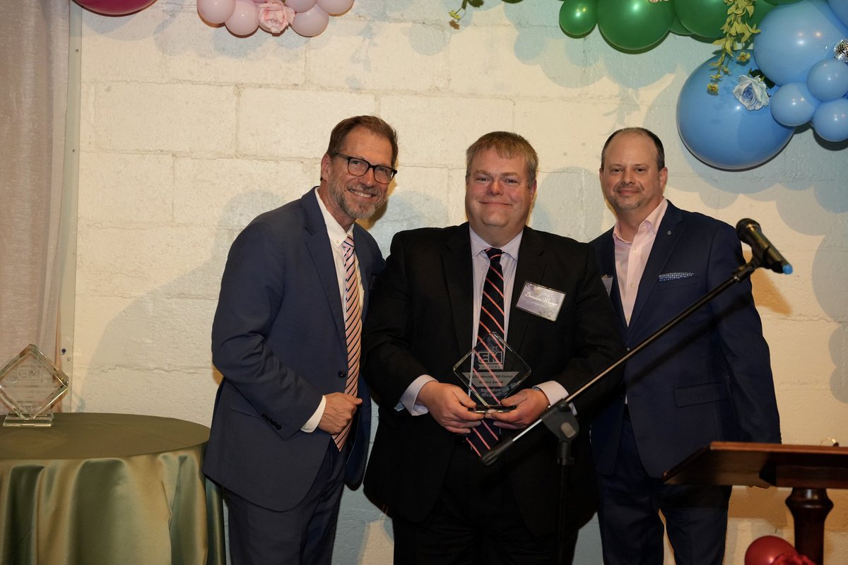 EM_Awards's tweet photo. The 2023 Rothschild EM Alumni Service Award goes to Brendon Wagner!🥂Brendon is the general manager of Oak View Group at the Waterloo Convention Center.

This award is for outstanding service to the EM Program, society, and/or the entertainment industry. Congrats, Brendon!💐 https://t.co/X8l7PyRAEH