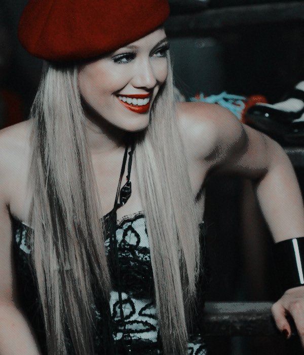 ㅤ
ᅠㅤ
ᅠᅠᅠㅤ
⠀ ⠀ 𝓘'm living life day to day
⠀ ⠀ it’s  never  really  easy
⠀ ⠀ ⠀   ⠀ but it’s ok. ❞
ᅠ            
ᅠㅤ        
ᅠㅤ
ᅠㅤ