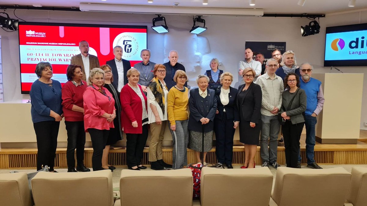 beata_michalec's tweet photo. Kolegium Naukowe @muzniep  6️⃣0️⃣ rocznica powołania do życia #TowarzystwoPrzyjaciółWarszawy #RadaWarszawy @PO_Targowek  @JoannaWojszcz https://t.co/SgRtqpDvBx