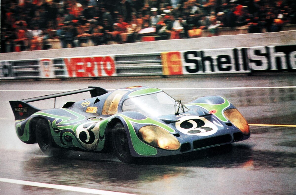 anamera_top's tweet photo. #barchetta #ClassicCars Le Mans 1970: "Hippie" Porsche 917 LH https://t.co/bciMw2NfiX https://t.co/76sTk9ysSz