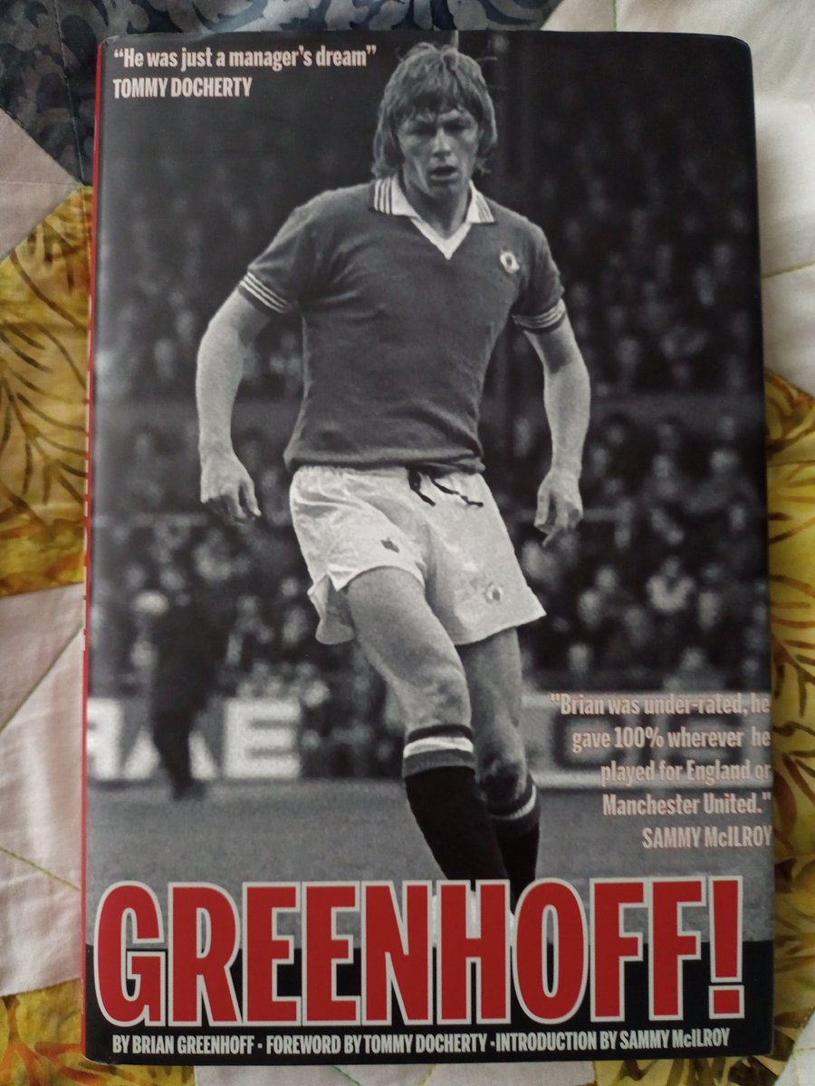HBRed99's tweet photo. On a day which would have seen #BrianGreenhoff @Briangreenhoff turn 70 had he still been with us it's good to recall the joy he gave us of a certain vintage wearing the famous @ManUtd jersey.
If you've not read the superb book simply entitled #Greenhoff then you really need to! https://t.co/JA9R7gEx5f