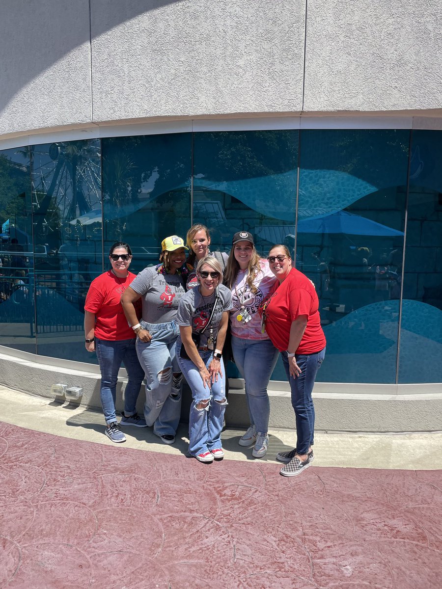 A great time was had at the Downtown Aquarium today! @HumbleISD_FCE