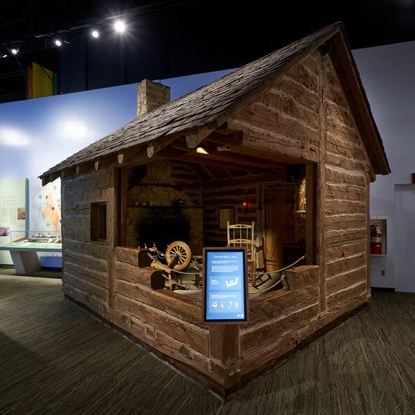 3DServicesInc's tweet photo. At 3DS, we use cutting-edge craftsmanship to bring history to life...Check out these replicas of a cabin and schoolhouse we built as part of the Prairies Gallery @ManitobaMuseum 

#museum #exhibit #exhibitbuilders #replicas #history #custombuild #customfabrication #builtby3DS https://t.co/SQDVQ12bL3