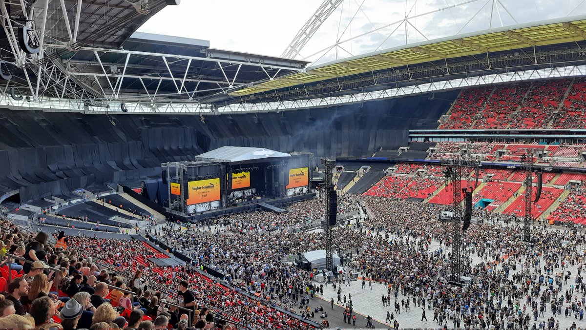 #TheOneShow Wembley memories Taylor Hawkins Tribute Concert