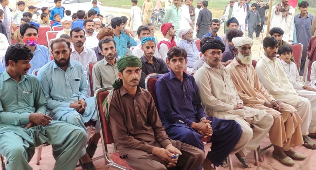 jamshaidAdasti's tweet photo. پی پی 274
پل بہشتی، موضع جھنگڑ ماڑھا
باقاعدہ الیکشن کیمپئن کا آغاز۔۔۔۔
پی ٹی آئی کے سینیئر رہنما جمشید احمد دستی اور رہنما پی ٹی آئی ڈاکٹر عبدالرشید شیخ میٹنگ سے خطاب کرتے ہوئے۔
#PtiSouthPunjab #PP274 https://t.co/AI8XSCvRQ6