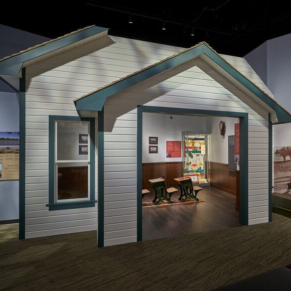 3DServicesInc's tweet photo. At 3DS, we use cutting-edge craftsmanship to bring history to life...Check out these replicas of a cabin and schoolhouse we built as part of the Prairies Gallery @ManitobaMuseum 

#museum #exhibit #exhibitbuilders #replicas #history #custombuild #customfabrication #builtby3DS https://t.co/SQDVQ12bL3