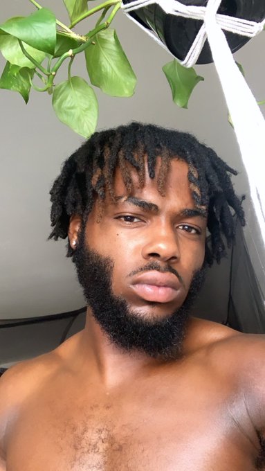 The Face.                            The Dick. https://t.co/2WmX3cgOrI<a href="/tag/thoughtyallwasinnocent"class="tags"><span>#thoughtyallwasinnocent</span></a>