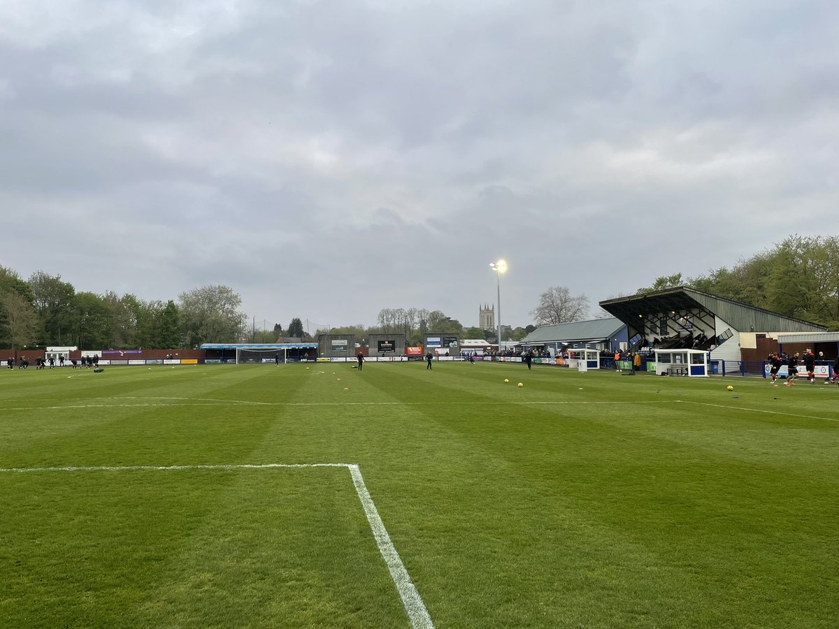 We’re here at the Atalian Servest Stadium ready for the Endeavour Automotive @SuffolkFA Premier Cup, kick of at 19:45. @needhammktfc vs @stowtownfc #AThrivingLocalGame