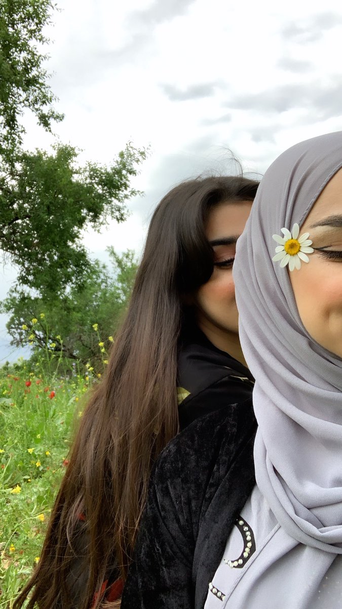 sos1n3's tweet photo. ئەڤریامە دناڤ جوانیئ دا بوو

@Nergizms 💕🥹 https://t.co/rTATXI1BEG