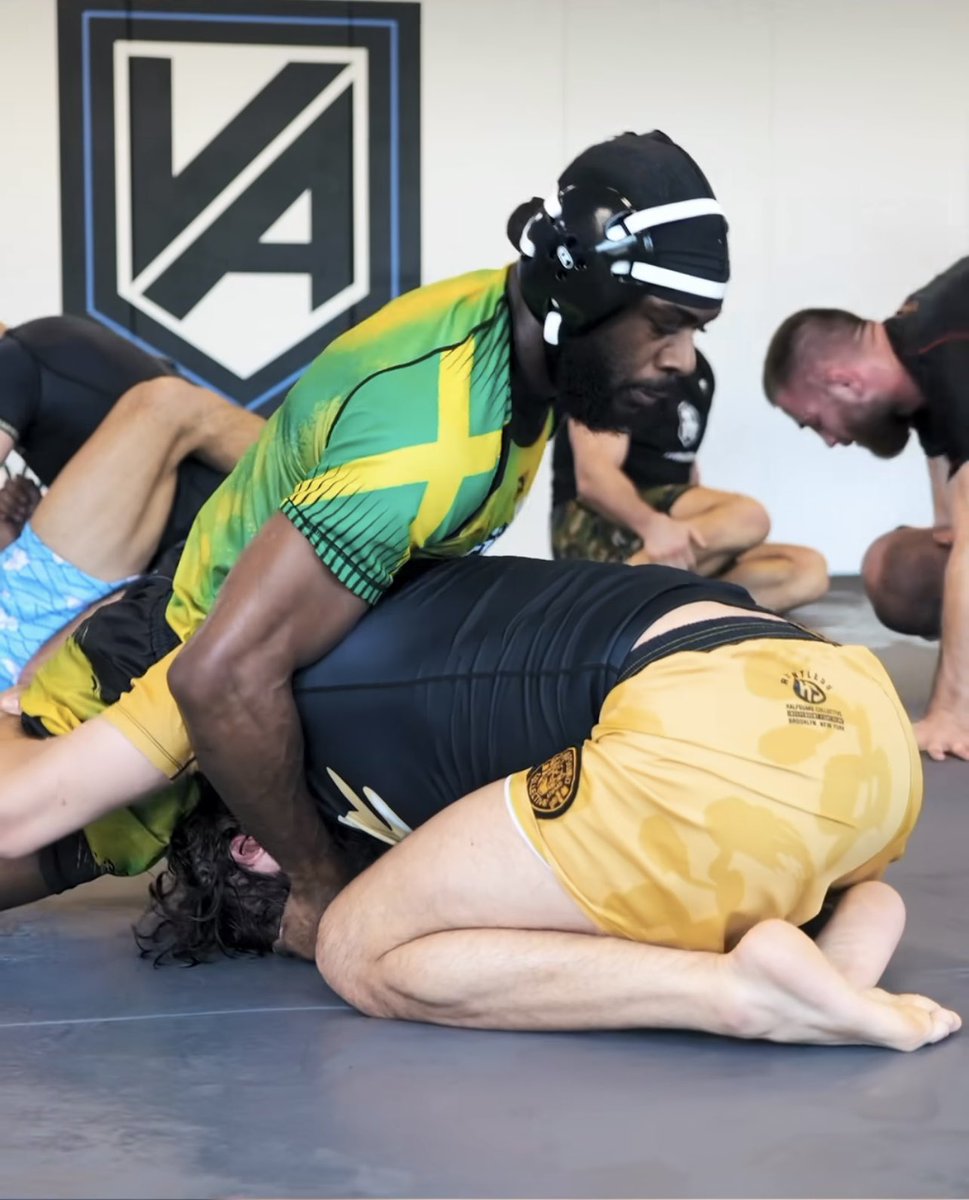 fromcrazyMtns's tweet photo. Aljo grappling with Zabit in preparation for 288. Henry is finished. https://t.co/ighgWHpn57