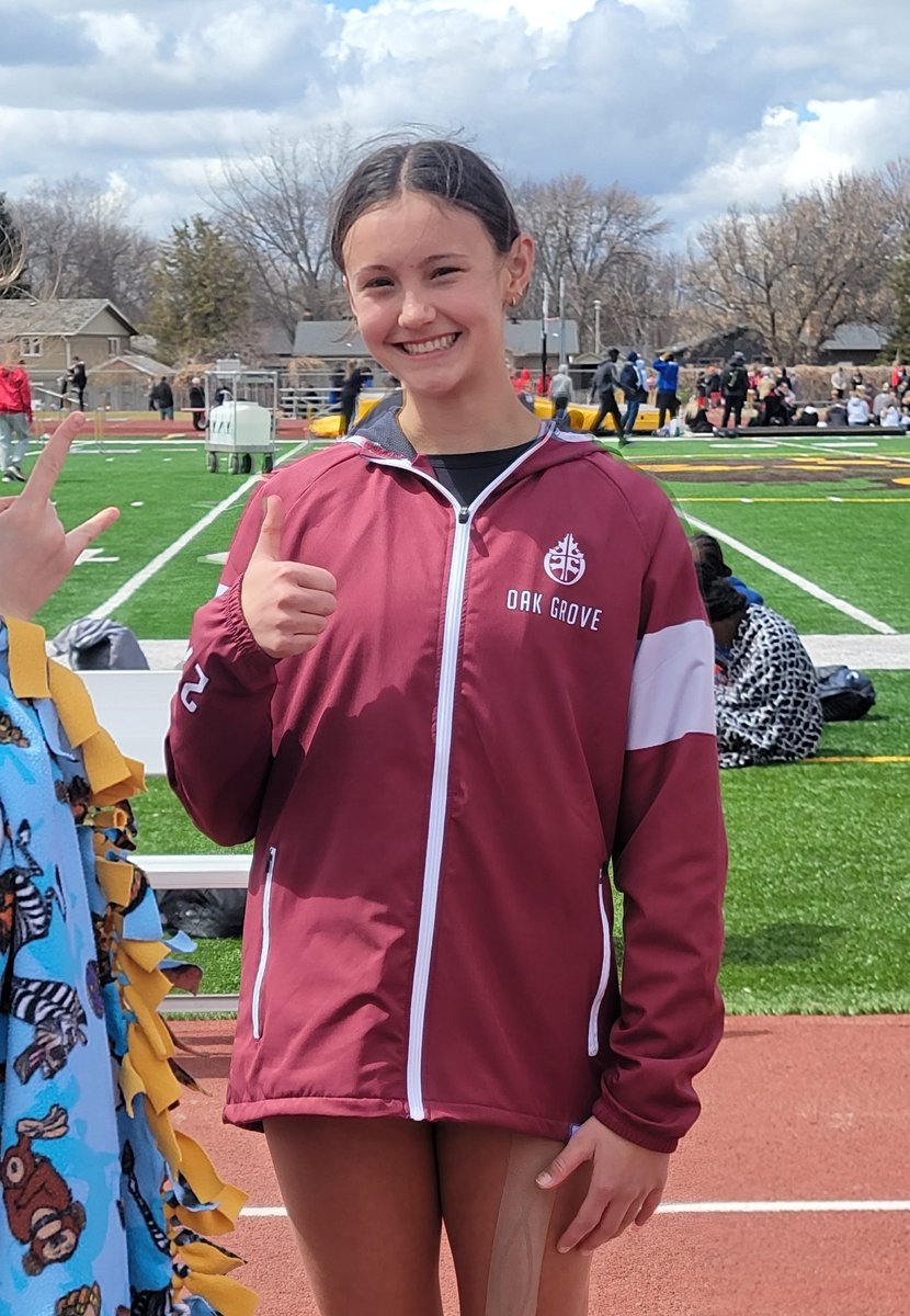 track_oak's tweet photo. Congrats to Ellie Machayya  for her leap of 17'4" on her first attempt at the Shanley Invite! https://t.co/WKcro586cu