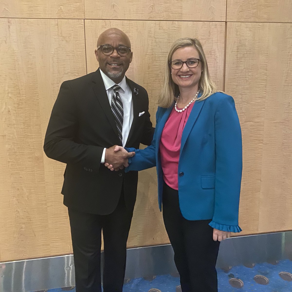 Met with Denver <a href="/MayorHancock/">Michael B. Hancock</a> this week ahead of tip off tomorrow for <a href="/Suns/">Phoenix Suns</a> vs. @Nuggets. We made a bet — winner gets the other’s Colorado River water. 😉